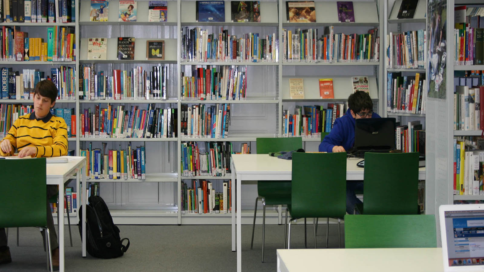 Brillantmont school library