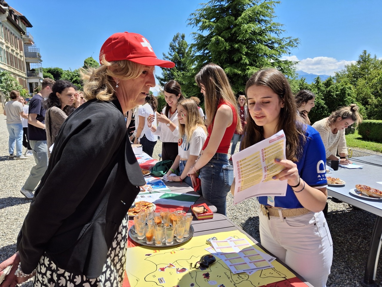 Brillantmont International School students